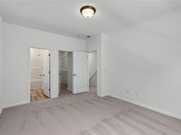 5th image of 2046 Mango St #23