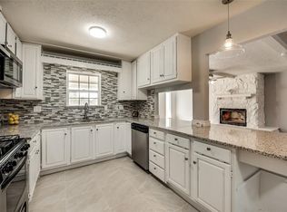 757 Treadwell Dr, Hurst, TX 76053