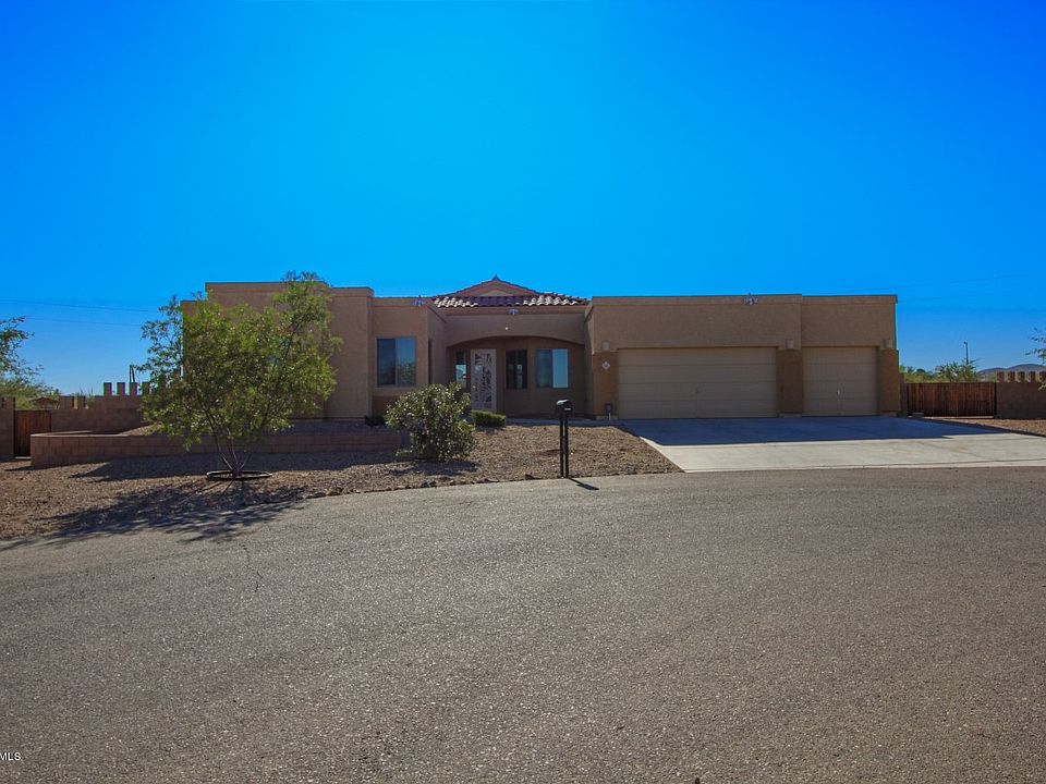 1st image of 826 N Drystone Ct
