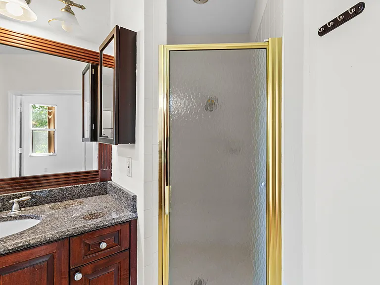 21698 Abington Ct — Photo 42