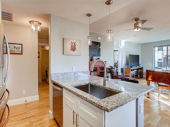 4th image of 1570 N Milwaukee St #130