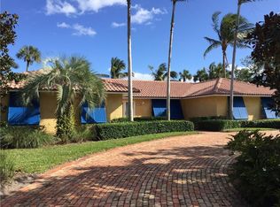 8 E High Point Rd, Sewalls Pt, FL 34996