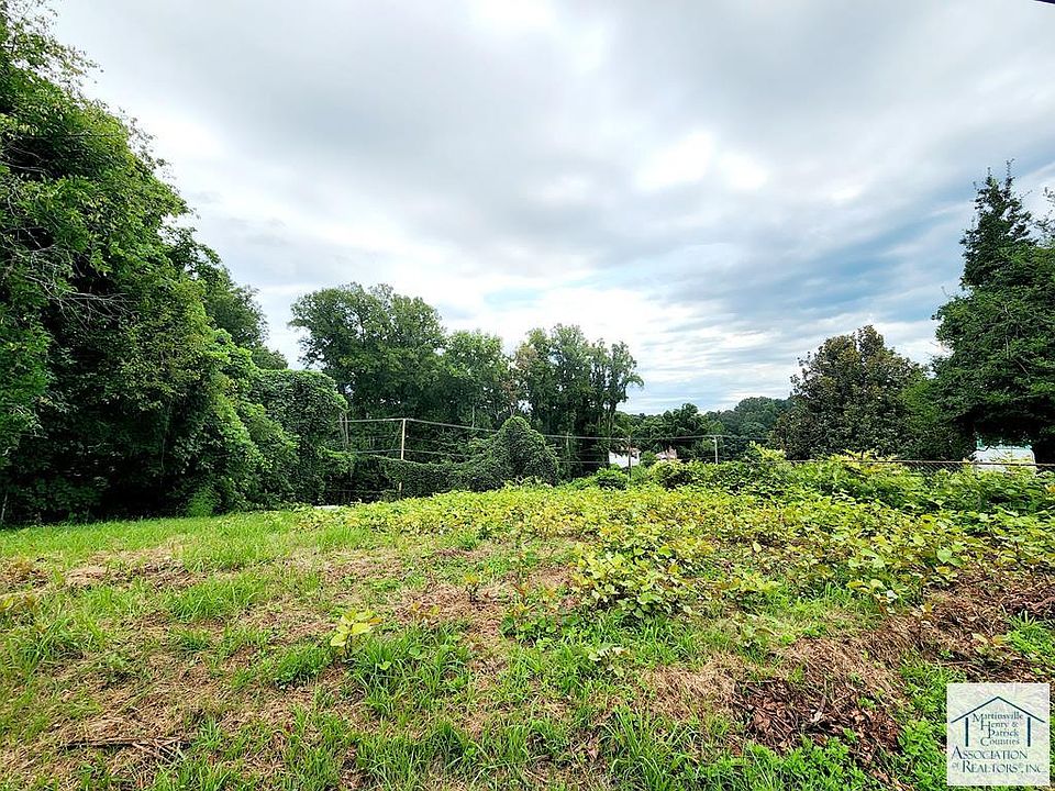 1st image of 107 Sellers St