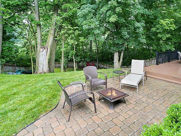 2nd image of 3496 Greenbank Ct