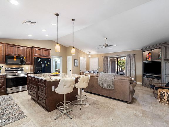3rd image of 2734 LEISURE WORLD --