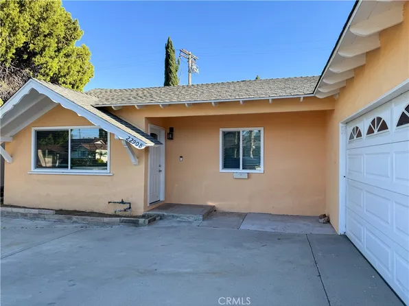 22908 Lull St, Canoga Park, CA 91304