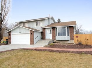 3338 W Charing Cross Rd, West Jordan, UT 84084