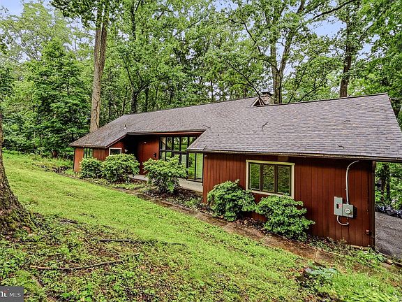 4th image of 646 Woodview Dr