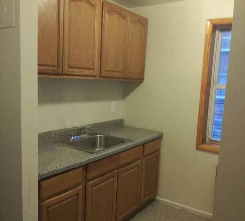 1st image of 9132 195th St APT 2R