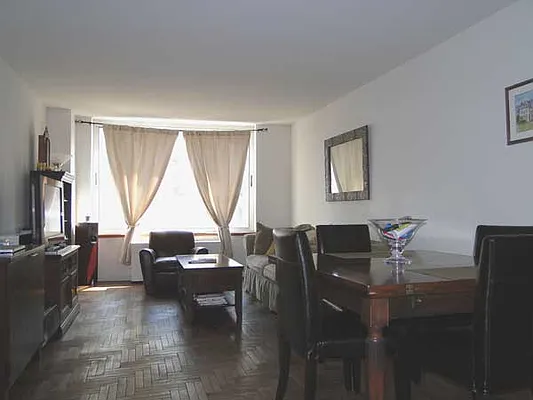 Rented by Boulevard Residentials | media 25