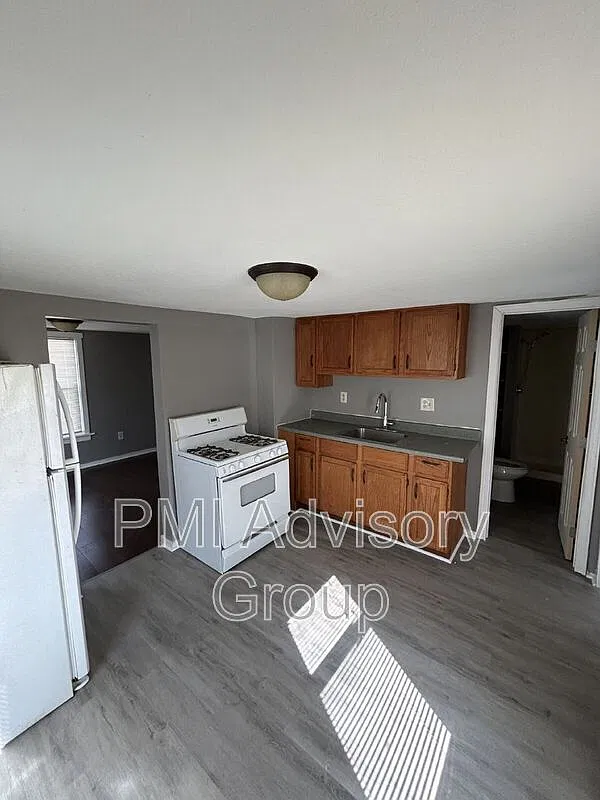 1 bed, 1.0 bath, 501 sqft, $700 — Photo 3