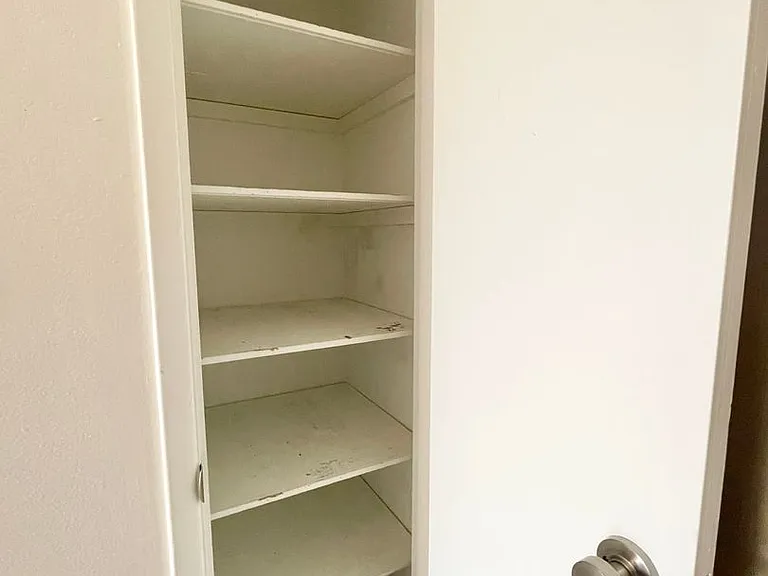 Village Vista Apartments — Photo 11