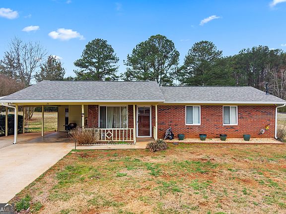 2nd image of 75 Country View Dr