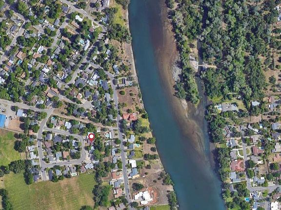 2nd image of 294 Newport Dr