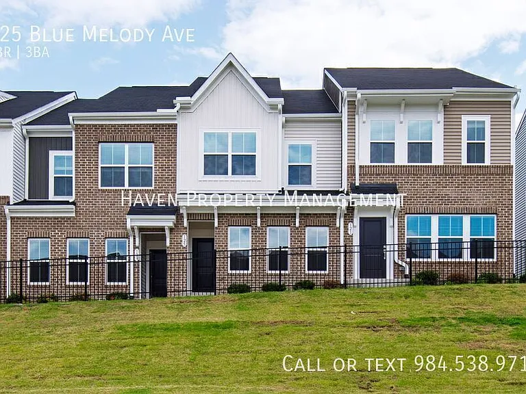 125 Blue Melody Ave — Photo 1