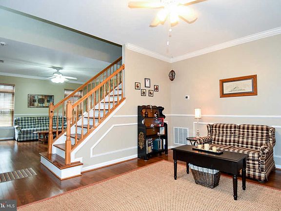 4th image of 12714 Gartney Ln