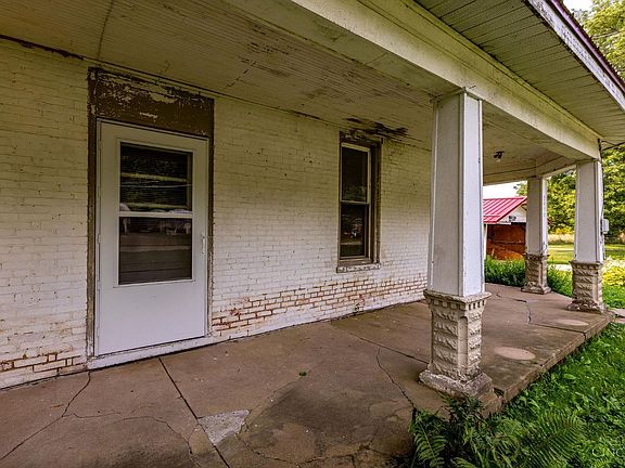 5th image of 2690 Sharpsville Rd