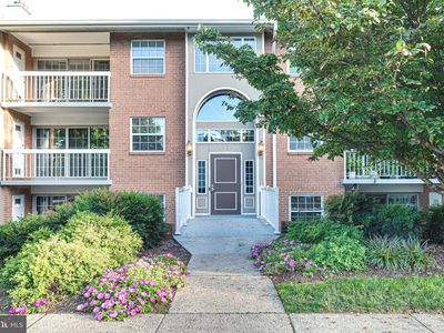 1923 Wilson Ln APT 202, Mc Lean, VA, 22102