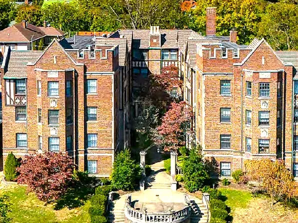 Cherokee Park Place, 2111 Eastern Pkwy #28, Louisville, KY 40204