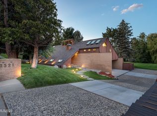 2521 Lake Ridge Shores Cir, Reno, NV 89519