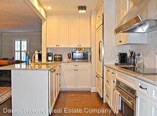 10 Logan St, Charleston, SC 29401