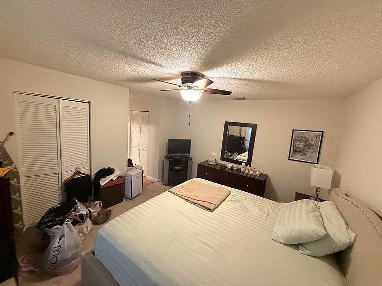 5584 Priscilla Ln — Photo 2