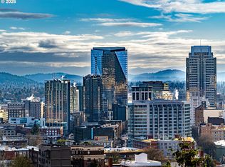 550 SW 10th Ave #2201, Portland, OR