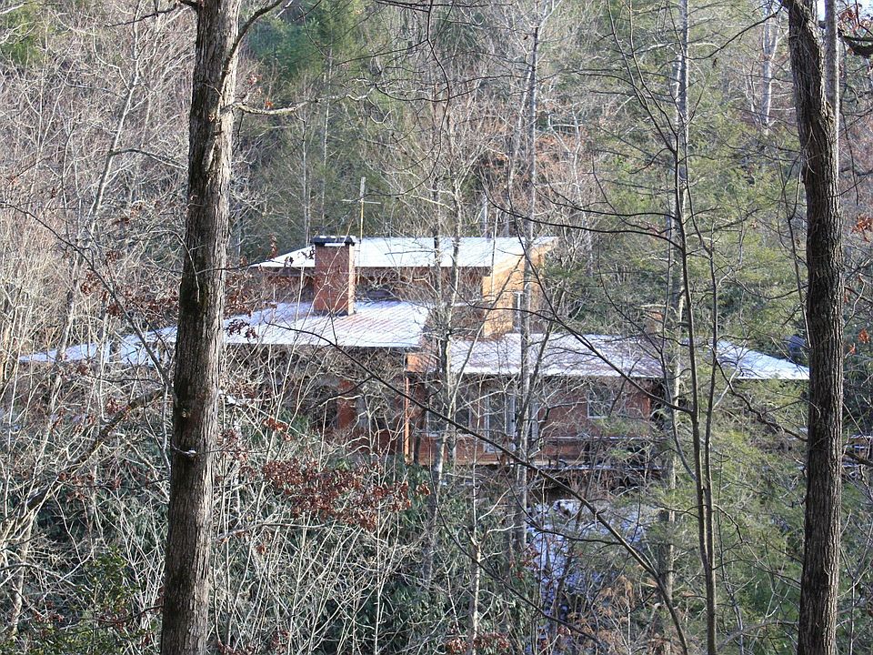 Brown Mountain Lodge vacation rental