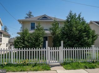 275 Old Eagle School Rd, Wayne, PA 19087