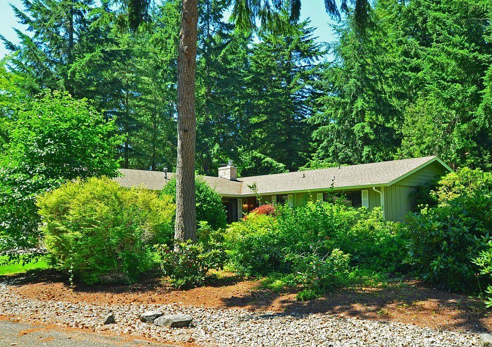 1st image of 1504 Lakemoor Loop Ct SW