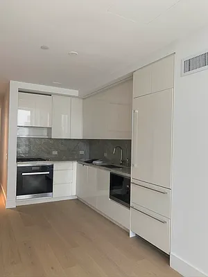 Rented by Winzone Realty Inc | media 21