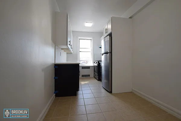 Rented by null | media 33