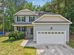 10504 Carsons Creek Dr, Zebulon, NC 27597