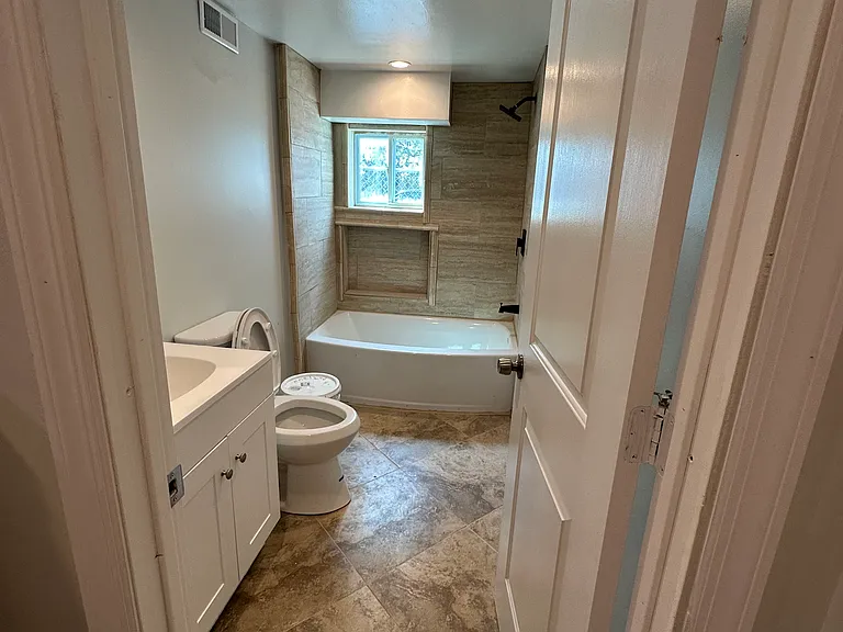 1817 Hummock Ave #1 — Photo 7