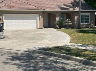 102 N Boise Ct, Visalia, CA 93291