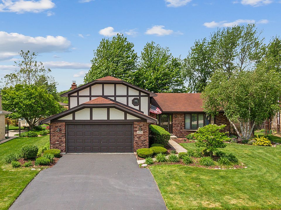 1st image of 14372 Lakewood Ln
