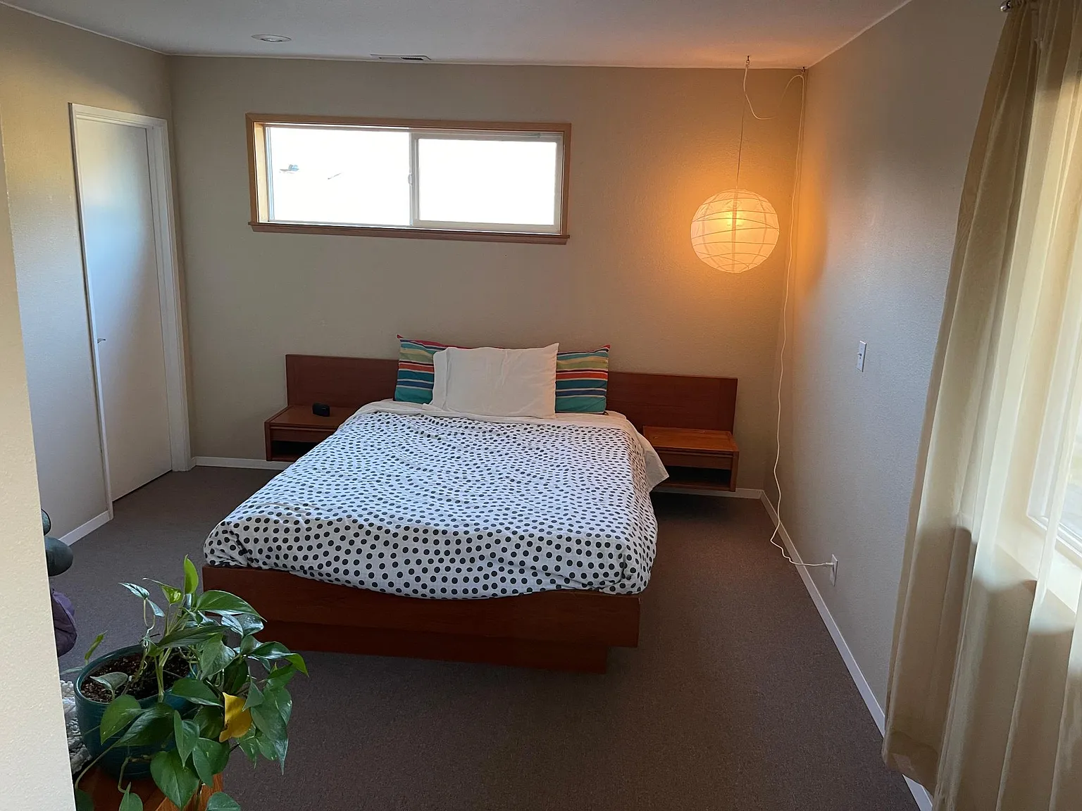5 bed, 2544 sqft, $3,400 — Photo 2