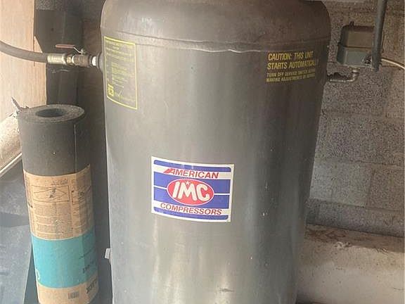 5th image of 2801 Old Liberty Rd