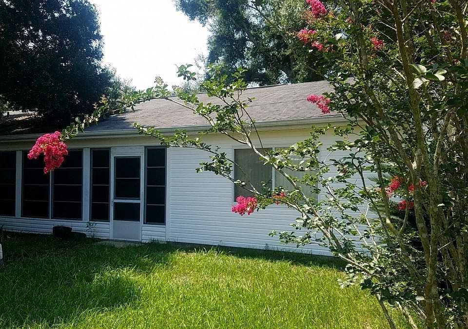 2nd image of 6467 SW 82nd Pl