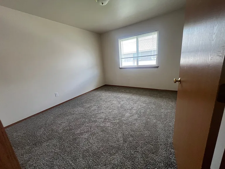 120 S 41st St #3 — Photo 14