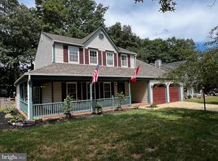 6006 Black Bear Ct, Waldorf, MD