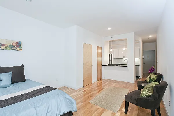 Rented by Compass | media 2
