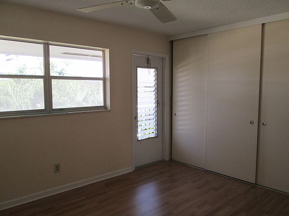 5th image of 2111 NE 56th St APT 208