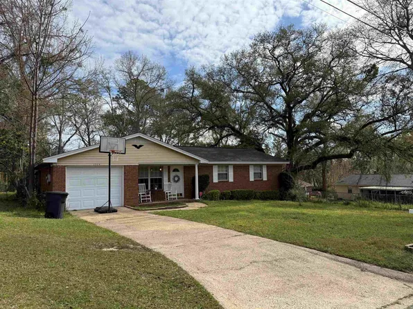 2504 Whisper Way, Tallahassee, FL 32308