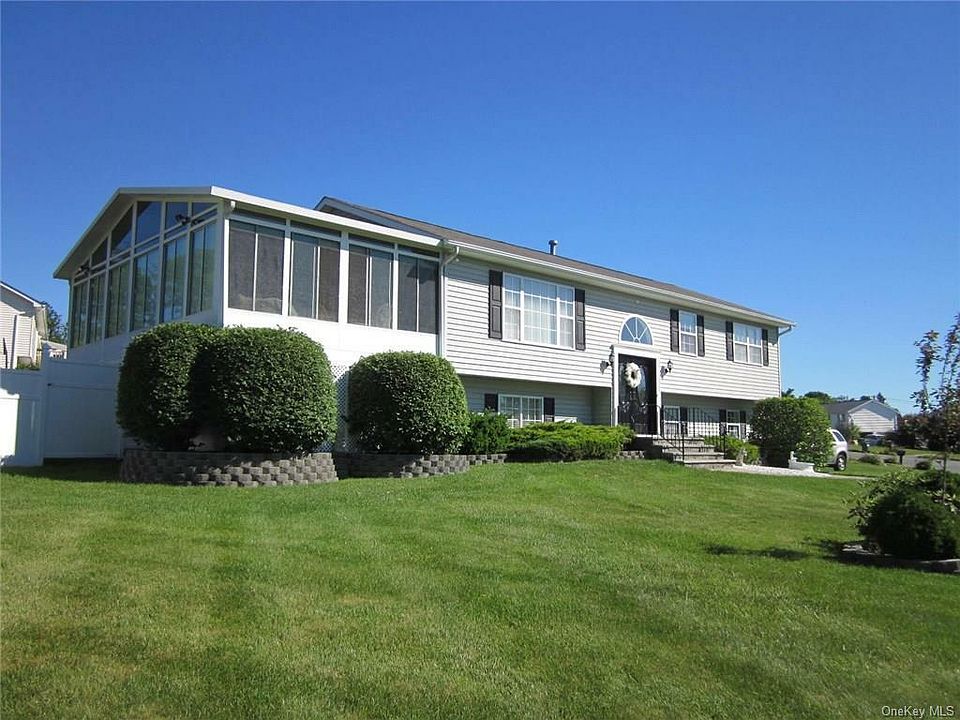 24 Sharon Dr, Middletown, NY 10941 Zillow