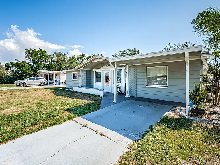 4424 Beacon Square Dr — Photo 14