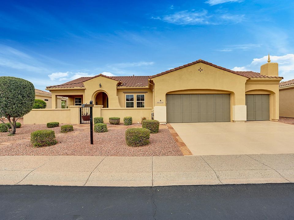 Front View; 3Car Garage!