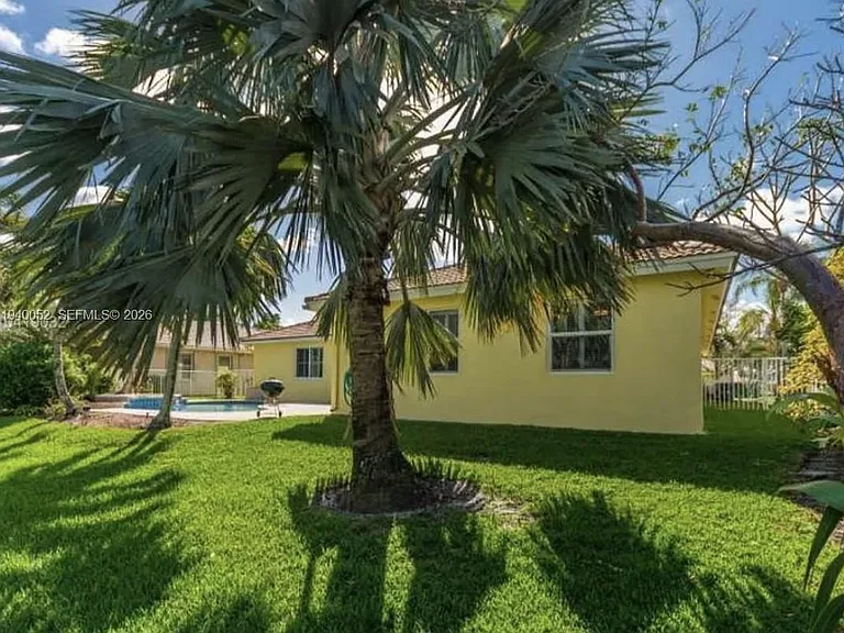 12841 Country Glen Dr — Photo 12