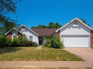 3829 Secretariat Dr, Florissant, MO
