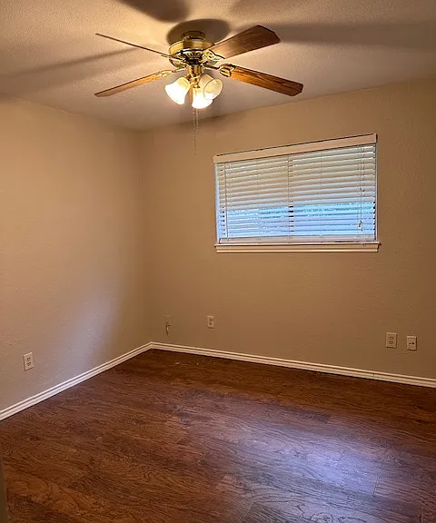 5020 Timberglen Dr — Photo 10